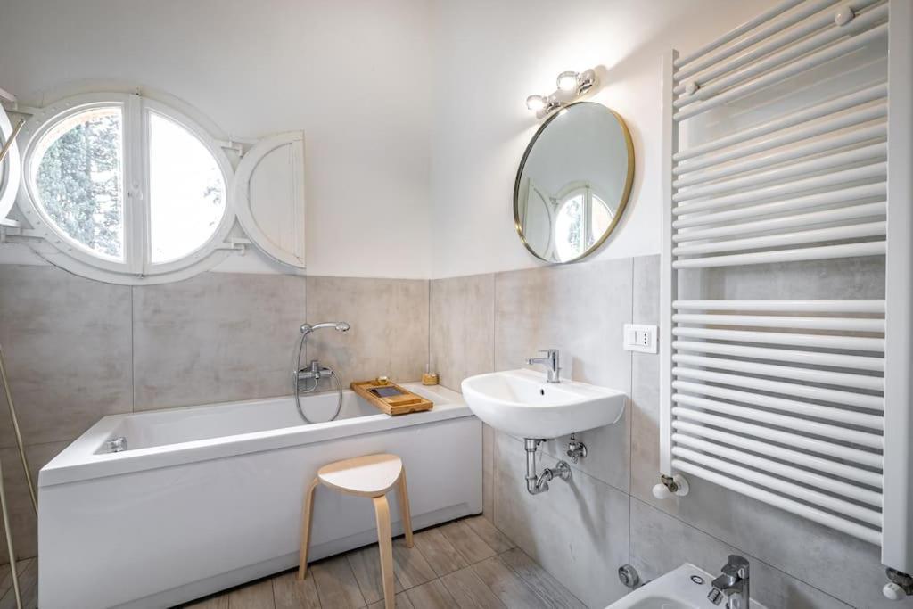 Luxury Limonaia With Jacuzzi Near Florence San Jacopo al Girone Ngoại thất bức ảnh
